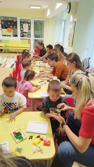 Есенни спомени - творческо ателие 2 “Б” група н 2
